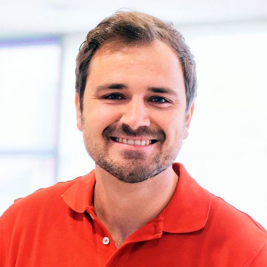 Stefan Krassin, CEO von PLC2: Sein Unternehmen ist unter anderem Premium Trainings Partner von FPGA-Marktführer Xilinx und hat sein Schlungsprogramm um "Business"-Workshops erweitert. Stefan Krassin, CEO von PLC2: Sein Unternehmen ist unter anderem Premium Trainings Partner von FPGA-Marktführer Xilinx und hat sein Schlungsprogramm um "Business"-Workshops erweitert.