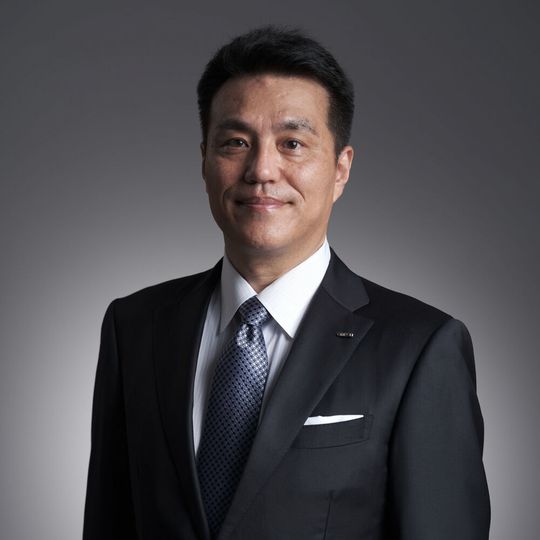 Yoshihito Yamada, OMRON: „Mit SF2030 wollen wir eine bessere Gesellschaft gestalten und dabei eine Unternehmensgruppe werden, auf die sich die Menschen immer verlassen können – eine Organisation, die den hohen Erwartungen von Menschen aus der ganzen Welt gerecht wird.“ Yoshihito Yamada, OMRON: „Mit SF2030 wollen wir eine bessere Gesellschaft gestalten und dabei eine Unternehmensgruppe werden, auf die sich die Menschen immer verlassen können – eine Organisation, die den hohen Erwartungen von Menschen aus der ganzen Welt gerecht wird.“