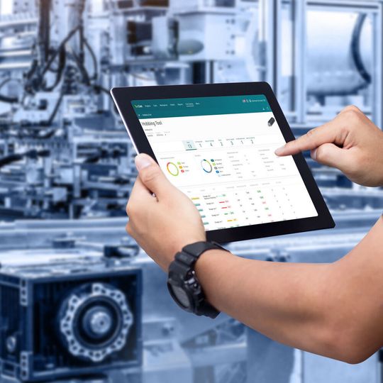 The c-Com software supports the manufacturing staff in their daily work and ensures higher productivity through valuable information The c-Com software supports the manufacturing staff in their daily work and ensures higher productivity through valuable information