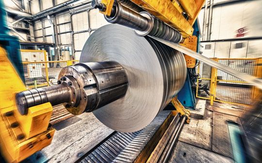 Die Werke von Mariupol tragen zur Stahlproduktion der Ukraine mehr als ein Drittel bei. Die Werke von Mariupol tragen zur Stahlproduktion der Ukraine mehr als ein Drittel bei.
