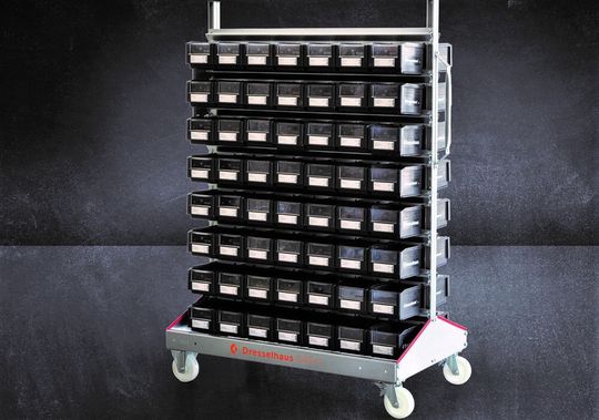 Das mobile Direktregal Flex von Dresselhaus arbietet jetzt mit dem sogenannten Direkt-RFID-Kanban-Systems des Herstellrs Hand in Hand. Das bringe bis an den letzten Meter der Produktion seine Vorteile bei der Teileversorgung. Das mobile Direktregal Flex von Dresselhaus arbietet jetzt mit dem sogenannten Direkt-RFID-Kanban-Systems des Herstellrs Hand in Hand. Das bringe bis an den letzten Meter der Produktion seine Vorteile bei der Teileversorgung.