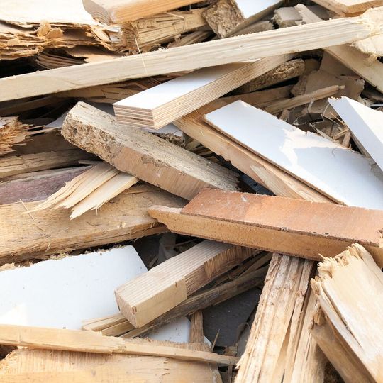 Aus Holzabfällen sollen im Projekt H2 Wood – Black Forest Biowasserstoff und biobasierte Koppelprodukte entstehen. Aus Holzabfällen sollen im Projekt H2 Wood – Black Forest Biowasserstoff und biobasierte Koppelprodukte entstehen.