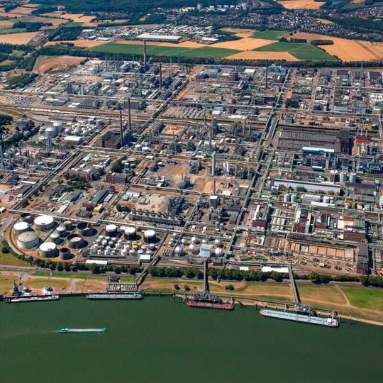 Ineos Nitriles investiert am Standort Köln in eine neue Acetonitrilanlage im Weltmaßstab. Ineos Nitriles investiert am Standort Köln in eine neue Acetonitrilanlage im Weltmaßstab.