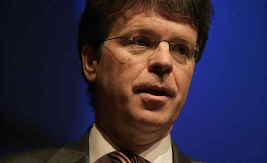 „Insgesamt muss der Logistikdienstleister anpassungsfähig sein, seine Netzwerke ausweiten, in die richtigen Mitarbeiter investieren und frühzeitig Lösungen anbieten können“, so Dr. Thomas C. Lieb, Vorstandsvorsitzender der Schenker AG. Bild: DB Schenker/Jakke Nikkarinen/STT Info Kuva „Insgesamt muss der Logistikdienstleister anpassungsfähig sein, seine Netzwerke ausweiten, in die richtigen Mitarbeiter investieren und frühzeitig Lösungen anbieten können“, so Dr. Thomas C. Lieb, Vorstandsvorsitzender der Schenker AG. Bild: DB Schenker/Jakke Nikkarinen/STT Info Kuva