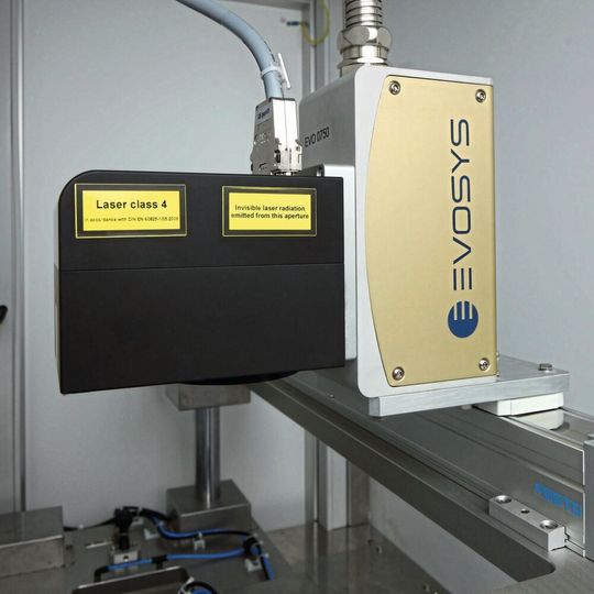 Evosys Laser zeigt das flexibel einsetzbare Laserschweißmodul EVO 0750. Evosys Laser zeigt das flexibel einsetzbare Laserschweißmodul EVO 0750.