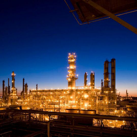 Lyondell Basell's Houston Refinery has a rated capacity to transform 268,000 barrels per day of crude oil into transportation fuels and other products. Lyondell Basell's Houston Refinery has a rated capacity to transform 268,000 barrels per day of crude oil into transportation fuels and other products.