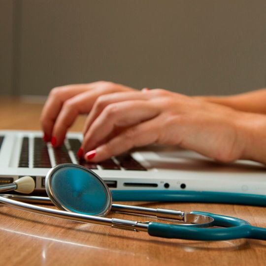 Durch die interoperable Lösungsplattform Healthshare von Intersystems soll die Gesundheitsdatennutzung vereinfacht werden. Durch die interoperable Lösungsplattform Healthshare von Intersystems soll die Gesundheitsdatennutzung vereinfacht werden.
