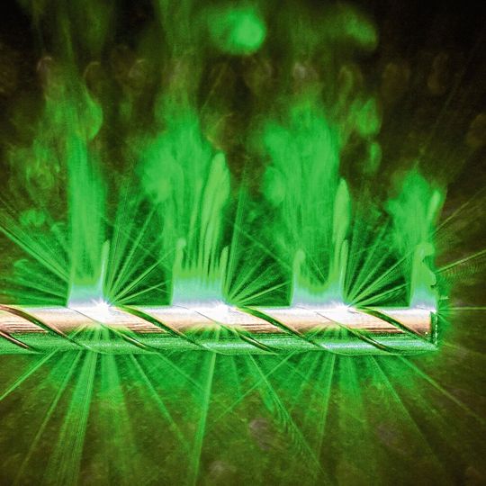 Nichtkonventionelles Fertigungsverfahren: Laserablation zur Herstellung von Werkzeugen aus ultraharten Materialien. Nichtkonventionelles Fertigungsverfahren: Laserablation zur Herstellung von Werkzeugen aus ultraharten Materialien.