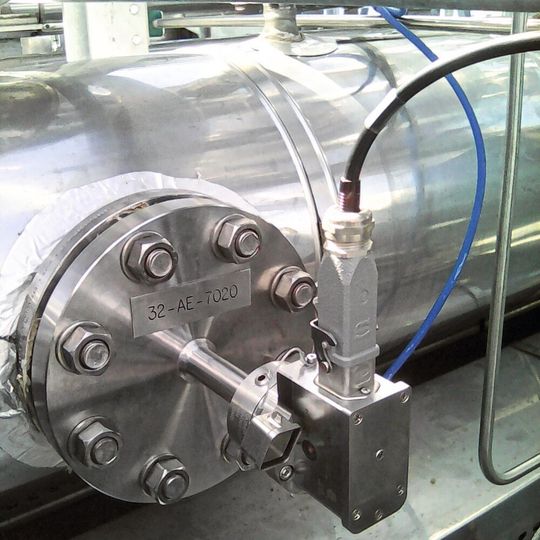 Raman-Sonde von Endress+Hauser in einem Gastankschiff. Raman-Sonde von Endress+Hauser in einem Gastankschiff.