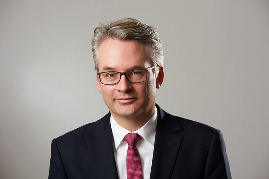 Der WSM-Hauptgeschäftsführer Christian Vietmeyer sieht für die mittelständische Stahl- und Metall verarbeitenden Industrie eine bisher nie gekannte Bedrohung am Horizont aufziehen. Lieferengpässe und Russlandsaktionen gehören zu den Gründen. Jetzt bloß nicht auch noch ein Gasembargo, warnt er. Der WSM-Hauptgeschäftsführer Christian Vietmeyer sieht für die mittelständische Stahl- und Metall verarbeitenden Industrie eine bisher nie gekannte Bedrohung am Horizont aufziehen. Lieferengpässe und Russlandsaktionen gehören zu den Gründen. Jetzt bloß nicht auch noch ein Gasembargo, warnt er.