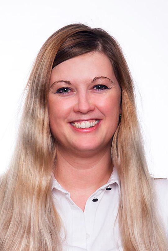 Gebrauchtwagen-Verkaufsleiterin Lisa Klübenspies will den Kunden einen Mehrwert bieten. Gebrauchtwagen-Verkaufsleiterin Lisa Klübenspies will den Kunden einen Mehrwert bieten.