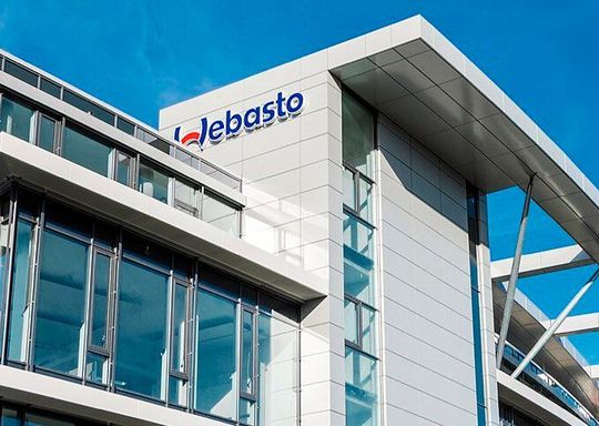 Katastrophe wiederholt sich! Webasto, hier eine Ansicht des Werks in Stockdorf, ist durch ein Großprojekt in den USA im letzten Jahr in die roten Zahlen gerutscht. Leider ist es bereits der zweite Verlust in Folge. Hier mehr dazu... Katastrophe wiederholt sich! Webasto, hier eine Ansicht des Werks in Stockdorf, ist durch ein Großprojekt in den USA im letzten Jahr in die roten Zahlen gerutscht. Leider ist es bereits der zweite Verlust in Folge. Hier mehr dazu...
