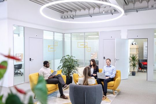 « Le but de l'accélérateur est de développer l'innovation de produits medtech brevetable, qui ont un fort potentiel de croissance en Suisse et à l'étranger », explique Florian Saner, responsable de DayOne Tech. « Le but de l'accélérateur est de développer l'innovation de produits medtech brevetable, qui ont un fort potentiel de croissance en Suisse et à l'étranger », explique Florian Saner, responsable de DayOne Tech.