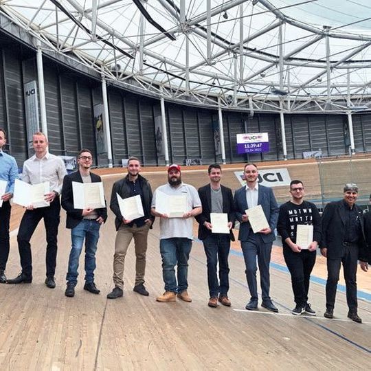 Les heureux lauréats de la volée 2022 d’Experts en Production. Les heureux lauréats de la volée 2022 d’Experts en Production.