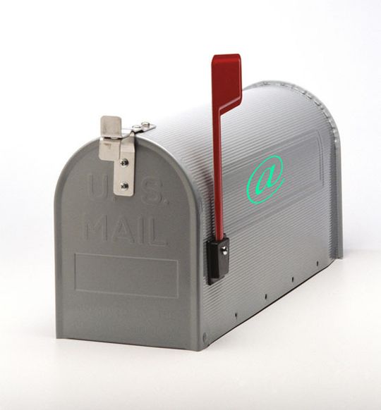 Für den Anwender ist es nur ein Briefkasten. Für den Anwender ist es nur ein Briefkasten.
