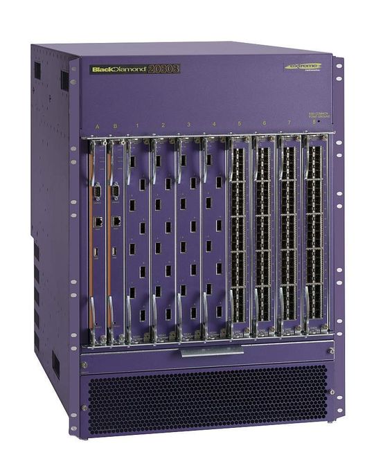 Leistungsfähige Switches erlauben einen blockierungsfreien Betrieb an allen Ports; Bild Extreme Networks Leistungsfähige Switches erlauben einen blockierungsfreien Betrieb an allen Ports; Bild Extreme Networks