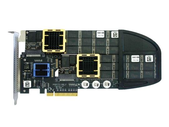 Die zwei Speichermodule der ioDrive Duos lassen sich intern zu einem RAID 1 verbinden. Die zwei Speichermodule der ioDrive Duos lassen sich intern zu einem RAID 1 verbinden.