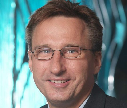 Markus Schubert, Senior MS&P Manager bei Duracell D/A/CH: „Wir haben die Umweltwirkungen unserer Produkte während ihres gesamten Lebenszyklus‘ analysiert und die Ergebnisse entsprechende Konsequenzen gezogen.“ Markus Schubert, Senior MS&P Manager bei Duracell D/A/CH: „Wir haben die Umweltwirkungen unserer Produkte während ihres gesamten Lebenszyklus‘ analysiert und die Ergebnisse entsprechende Konsequenzen gezogen.“