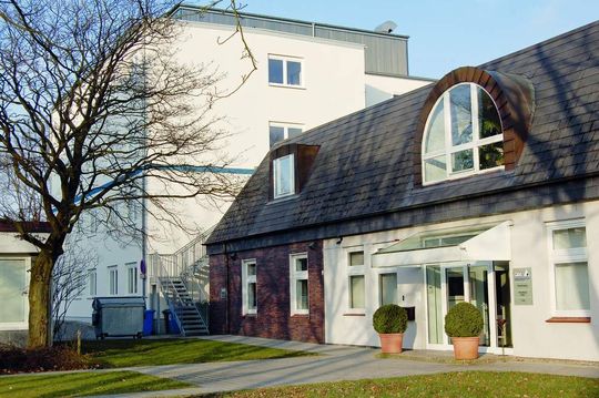 Am Standort Pinneberg beschäftigt die GBA derzeit 54 Mitarbeiter. Am Standort Pinneberg beschäftigt die GBA derzeit 54 Mitarbeiter.