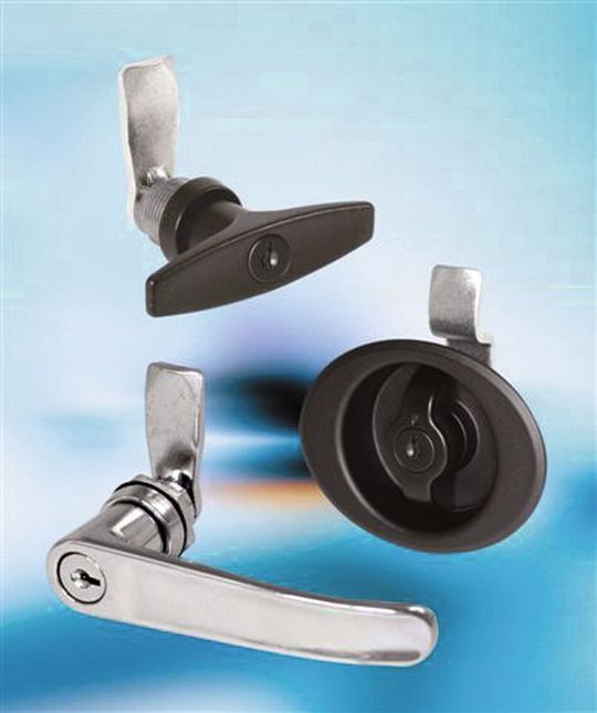 Southco bietet nun auch handbetätigte Verschlüsse mit Knebelgriff, Halbolive oder bündigem Flügeldrehknopf für die Riegelverschlüsse der Serie E5 an. (Bild: Southco)