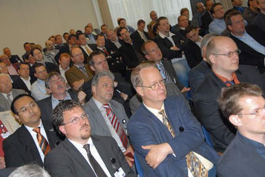 Der Fachkongress der IT-BUSINESS Akademie zum Thema Virtualisierung & Cloud Computing war ein voller Erfolg. DataCenter-Insider begleitete die Veranstaltung als Medienpartner. Der Fachkongress der IT-BUSINESS Akademie zum Thema Virtualisierung & Cloud Computing war ein voller Erfolg. DataCenter-Insider begleitete die Veranstaltung als Medienpartner.