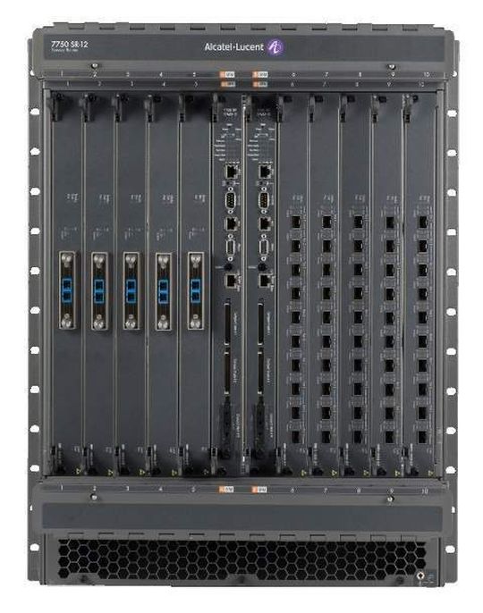 Für den 7750er Service Router (SR) und den 7450er Ethernet Service Switch (ESS) von Alcatel-Lucent stehen bald auch 100-Gigabit-Schnittstellen zur Verfügung Für den 7750er Service Router (SR) und den 7450er Ethernet Service Switch (ESS) von Alcatel-Lucent stehen bald auch 100-Gigabit-Schnittstellen zur Verfügung