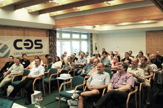 Insgesamt 470 Fachhandelspartner kamen zur COS-Roadshow. Die nächste Tour im Herbst ist schon geplant. Insgesamt 470 Fachhandelspartner kamen zur COS-Roadshow. Die nächste Tour im Herbst ist schon geplant.