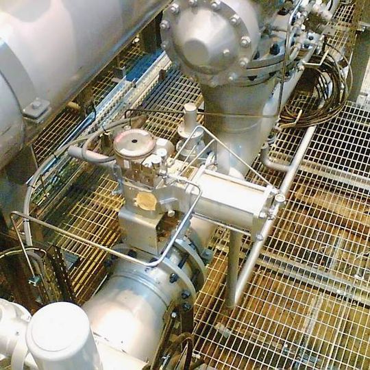 Bild 1: Die Einbindung eines Diagnosesystems und digitaler Stellungsregler in einen Überwachungsleitstand ermöglicht schnelles Handeln bei Regelventilfehlfunktionen. Bild 1: Die Einbindung eines Diagnosesystems und digitaler Stellungsregler in einen Überwachungsleitstand ermöglicht schnelles Handeln bei Regelventilfehlfunktionen.