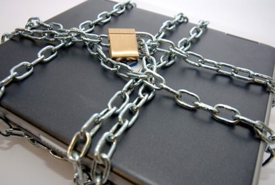 Ohne Datensicherheit geht es nicht bei Firmen-Notebooks. Aber auch wenn das Gerät schon weg ist, gibt es noch Hilfe gegen die Diebe. Ohne Datensicherheit geht es nicht bei Firmen-Notebooks. Aber auch wenn das Gerät schon weg ist, gibt es noch Hilfe gegen die Diebe.