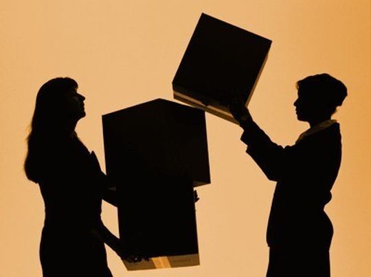 Benutzerverwaltung, sowie Rechte- und Rollen-Management ist umso effizienter, je mehr Systeme integriert sind. Benutzerverwaltung, sowie Rechte- und Rollen-Management ist umso effizienter, je mehr Systeme integriert sind.