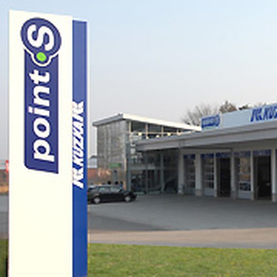 Point-S-Gesellschaftern steht nun das neue Auto-Service-Konzept zur Verfügung. Foto: Rubbel Point-S-Gesellschaftern steht nun das neue Auto-Service-Konzept zur Verfügung. Foto: Rubbel