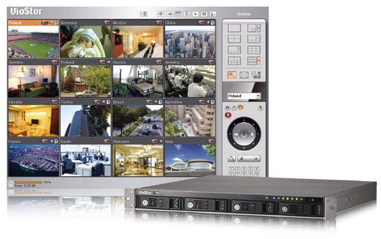 Der Netzwerk-Videorekorder Viostor VS-4016U-RP von Qnap ist für den Einbau im 19-Zoll-Rack vorgesehen und lässt sich in sechs Schritten installieren. Der Netzwerk-Videorekorder Viostor VS-4016U-RP von Qnap ist für den Einbau im 19-Zoll-Rack vorgesehen und lässt sich in sechs Schritten installieren.