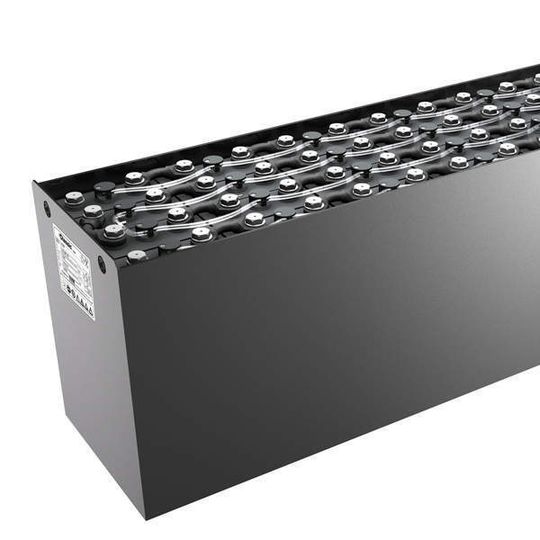 Die Fahrzeuge mit einer Classic-ECSM-Batterie zeigen ein besseres Betriebsverhalten, besonders beim Beschleunigen und Heben. Bild: Exide Die Fahrzeuge mit einer Classic-ECSM-Batterie zeigen ein besseres Betriebsverhalten, besonders beim Beschleunigen und Heben. Bild: Exide