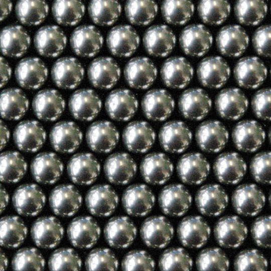 Mit diesen Hohlkugeln sind noch schnellere Bewegungen in Ventilen und Lagern möglich. Bild: Fraunhofer IFAM Mit diesen Hohlkugeln sind noch schnellere Bewegungen in Ventilen und Lagern möglich. Bild: Fraunhofer IFAM
