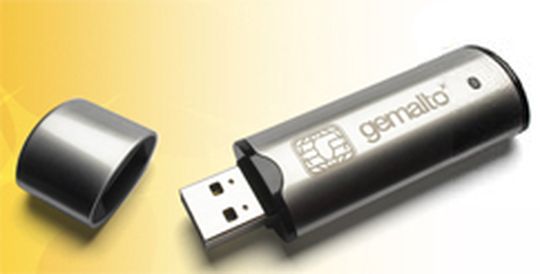 Der sichere USB-Stick Provita Smart Guardian verfügt über ein eingebautes Smart-Card-Modul. Der sichere USB-Stick Provita Smart Guardian verfügt über ein eingebautes Smart-Card-Modul.