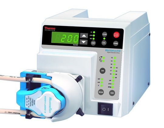 Masterflex-Pumpenkopf der Baureihe „Easy Load III“ für Fördermengen von 0,06 ml/min bis 2900 ml/min mit Digital Standard Antrieb Masterflex-Pumpenkopf der Baureihe „Easy Load III“ für Fördermengen von 0,06 ml/min bis 2900 ml/min mit Digital Standard Antrieb