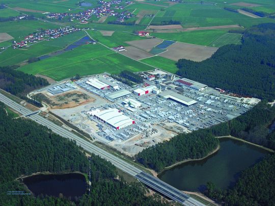 Die Firma Godelmann reduziert die Sicherungszeit um etwa 23 Stunden. Die Firma Godelmann reduziert die Sicherungszeit um etwa 23 Stunden.