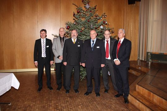 Jochen Bihl, Dr. Andreas Schiff, Heinz Walker, Detlef Knauer, Dr. Thomas Sebastiany (Komitee), Rolf Becker (CEO AS-International) Jochen Bihl, Dr. Andreas Schiff, Heinz Walker, Detlef Knauer, Dr. Thomas Sebastiany (Komitee), Rolf Becker (CEO AS-International)