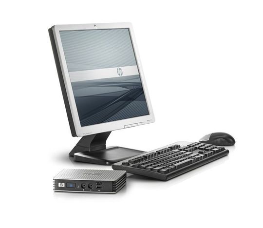 Wirklich „thin“: Das Thin Client Modell t5745 von HP ist äußerst kompakt und integriert sich in jeden Arbeitsplatz. Wirklich „thin“: Das Thin Client Modell t5745 von HP ist äußerst kompakt und integriert sich in jeden Arbeitsplatz.