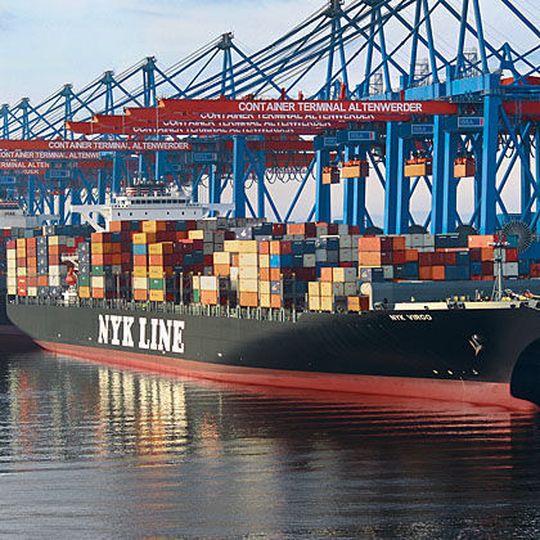 Großcontainerschiffe werden am Container-Terminal Altenwerder der Hamburger Hafen und Logistik AG (HHLA) im Hamburger Hafen beladen.Bild: HHLA Großcontainerschiffe werden am Container-Terminal Altenwerder der Hamburger Hafen und Logistik AG (HHLA) im Hamburger Hafen beladen.Bild: HHLA