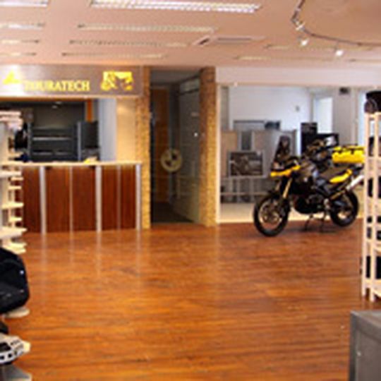 Der neue Touratech-Standort in Berlin bei Riller & Schnauck. Der neue Touratech-Standort in Berlin bei Riller & Schnauck.
