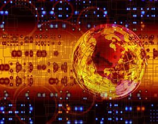 EIn zentrales IT-Management beim Outsourcing birgt Probleme, die der Dienstleister in den Griff bekommen muss. EIn zentrales IT-Management beim Outsourcing birgt Probleme, die der Dienstleister in den Griff bekommen muss.