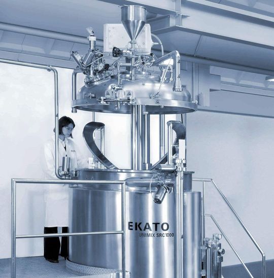 Die 1000 Liter Versuchsanlage in Schopfheim die Versuchsdurchführung im Produktionsmaßstab. (Bild: Ekato Systems) Die 1000 Liter Versuchsanlage in Schopfheim die Versuchsdurchführung im Produktionsmaßstab. (Bild: Ekato Systems)