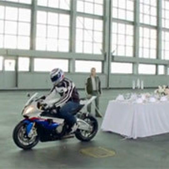 Magisches Motorrad oder reif für den Fake Check bei Galileo? Magisches Motorrad oder reif für den Fake Check bei Galileo?