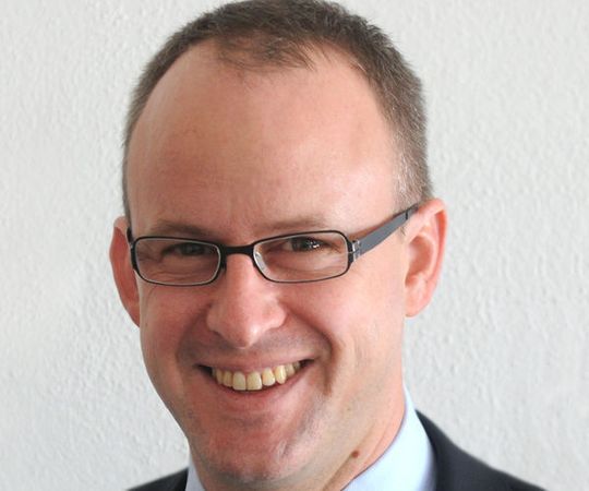 Stefan Rentsch: „Unser umfassendes Knowhow in Sachen Elektromobilität stellen wir unseren Kunden zur Verfügung, um gemeinsam an Lösungen für die Mobilität von Morgen zu arbeiten.“ Stefan Rentsch: „Unser umfassendes Knowhow in Sachen Elektromobilität stellen wir unseren Kunden zur Verfügung, um gemeinsam an Lösungen für die Mobilität von Morgen zu arbeiten.“