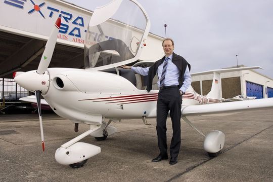 Lancom-Chef Ralf Koenzen ist begeisterter Pilot. Lancom-Chef Ralf Koenzen ist begeisterter Pilot.