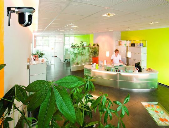 IP-Kameras haben sich als wichtige Komponente der physikalischen Sicherheit etabliert. IP-Kameras haben sich als wichtige Komponente der physikalischen Sicherheit etabliert.