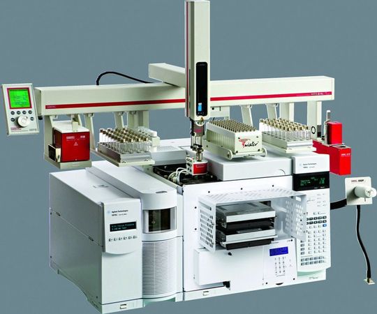1 Das Gerstel-Selectable-1D/2D-GC/MS-System zur mehrdimensionalen Gaschromatographie auf einem Gerät. (Bilder: Gerstel) 1 Das Gerstel-Selectable-1D/2D-GC/MS-System zur mehrdimensionalen Gaschromatographie auf einem Gerät. (Bilder: Gerstel)