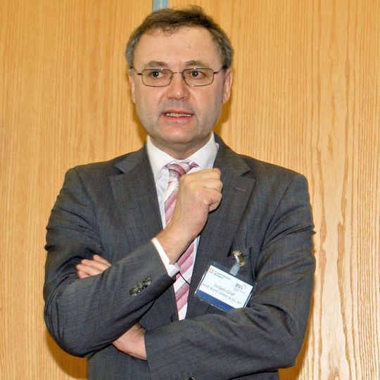 Jürgen Graf, Geschäftsführer der Adolf Würth GmbH & Co. KG in Künzelsau: „Würth hat in seiner Unternehmensphilosophie massiv verankert zu wachsen.“ Jürgen Graf, Geschäftsführer der Adolf Würth GmbH & Co. KG in Künzelsau: „Würth hat in seiner Unternehmensphilosophie massiv verankert zu wachsen.“