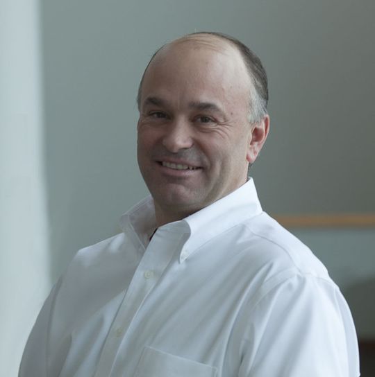 James E. Heppelmann, der designierte Vorstandsvorsitzenden und Präsident von PTC: „Mit der Einführung unserer 3D CAD/CAM/CAE-Lösung Pro/ENGINEER Mitte der 80er Jahre wurde die CAD-Technologie bahnbrechend revolutioniert.“ James E. Heppelmann, der designierte Vorstandsvorsitzenden und Präsident von PTC: „Mit der Einführung unserer 3D CAD/CAM/CAE-Lösung Pro/ENGINEER Mitte der 80er Jahre wurde die CAD-Technologie bahnbrechend revolutioniert.“